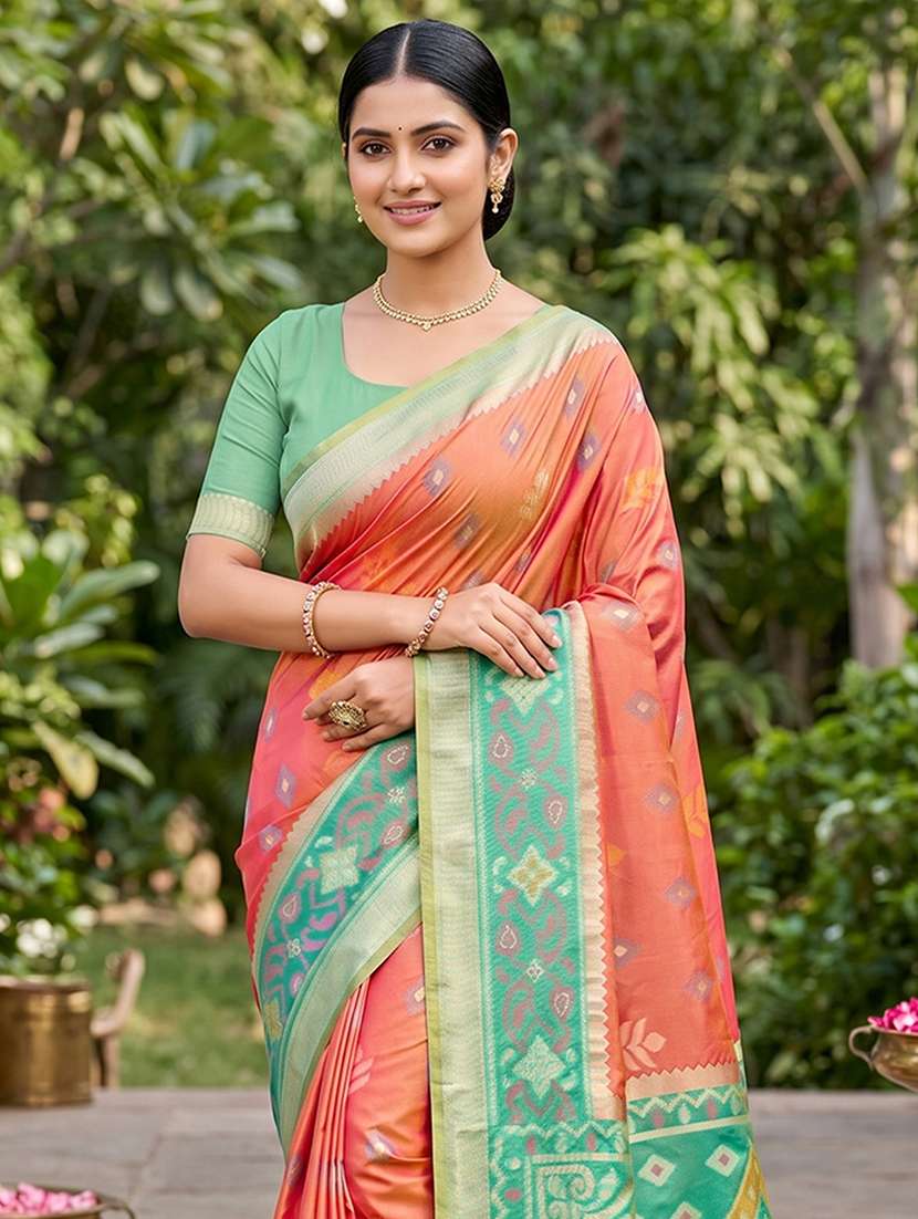 Women Self Design Pochampalli Saree With Blouse - 22703477 -  Standard Image - 1