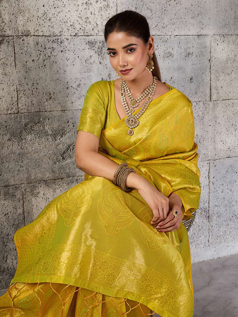 Women Self Design Banarasi Saree With Blouse - 22703497 -  Standard Image - 1