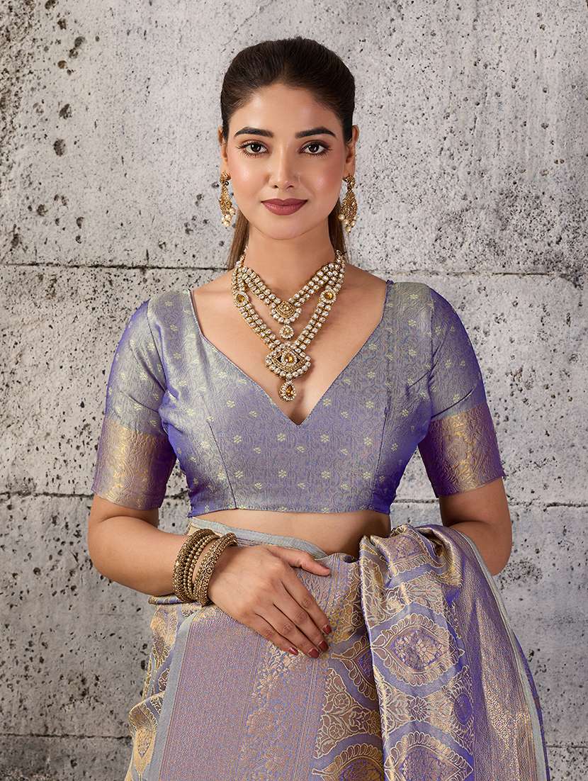 Women Self Design Banarasi Saree With Blouse - 22703501 -  Standard Image - 4