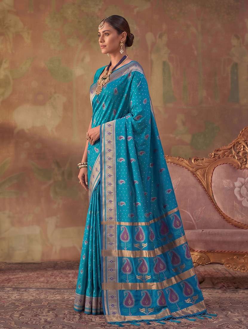 Women Self Design Bordered Saree With Blouse - 22703522 -  Standard Image - 1