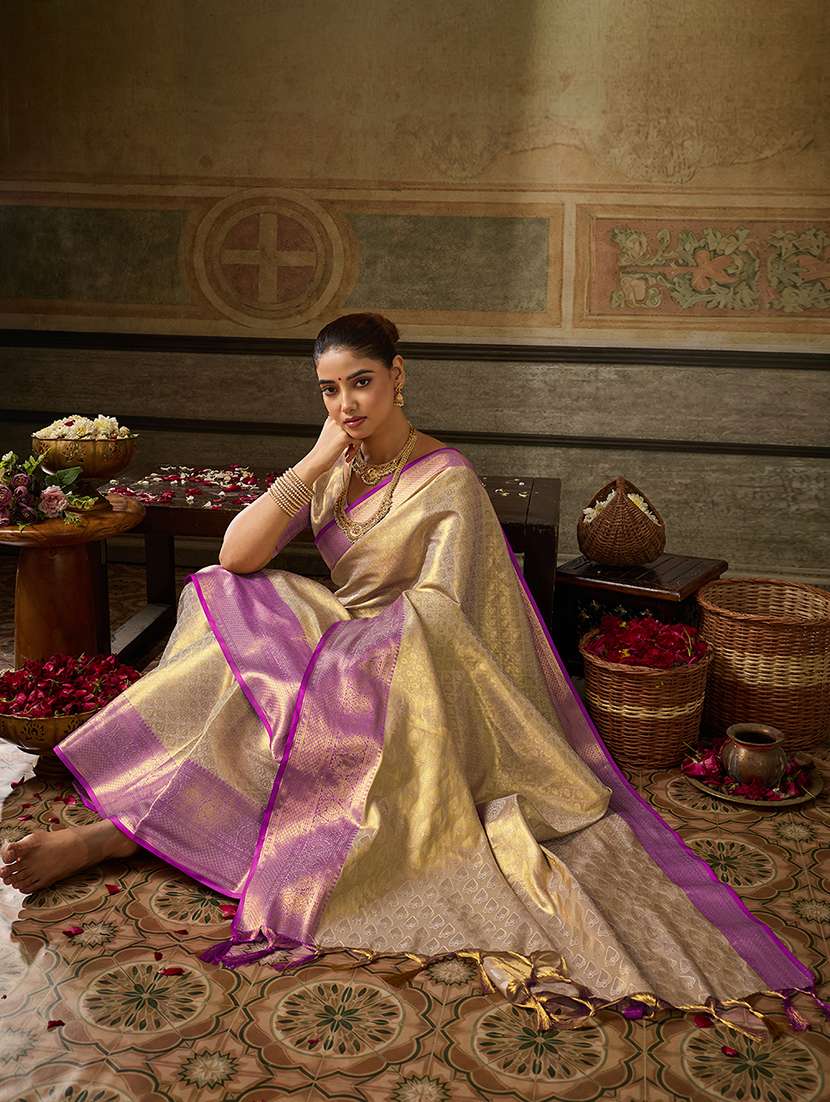 Women Self Design Banarasi Saree With Blouse - 22703549 -  Standard Image - 4