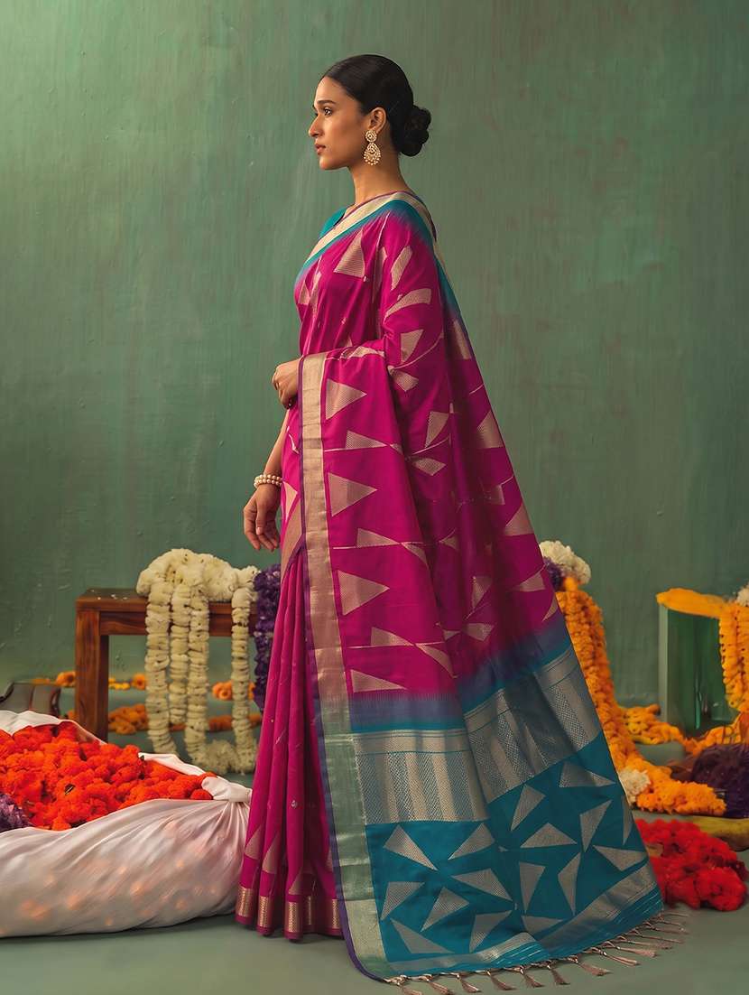 Women Self Design Banarasi Saree With Blouse - 22703562 -  Standard Image - 1