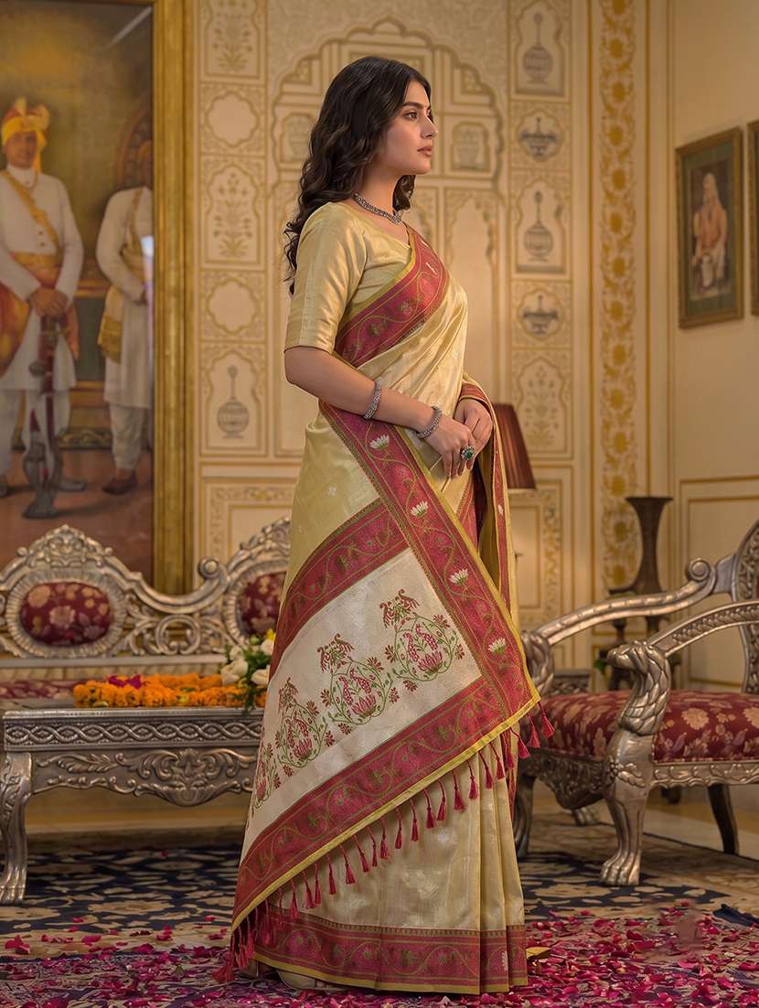 Women Self Design Paithani Saree With Blouse - 22703570 -  Standard Image - 1