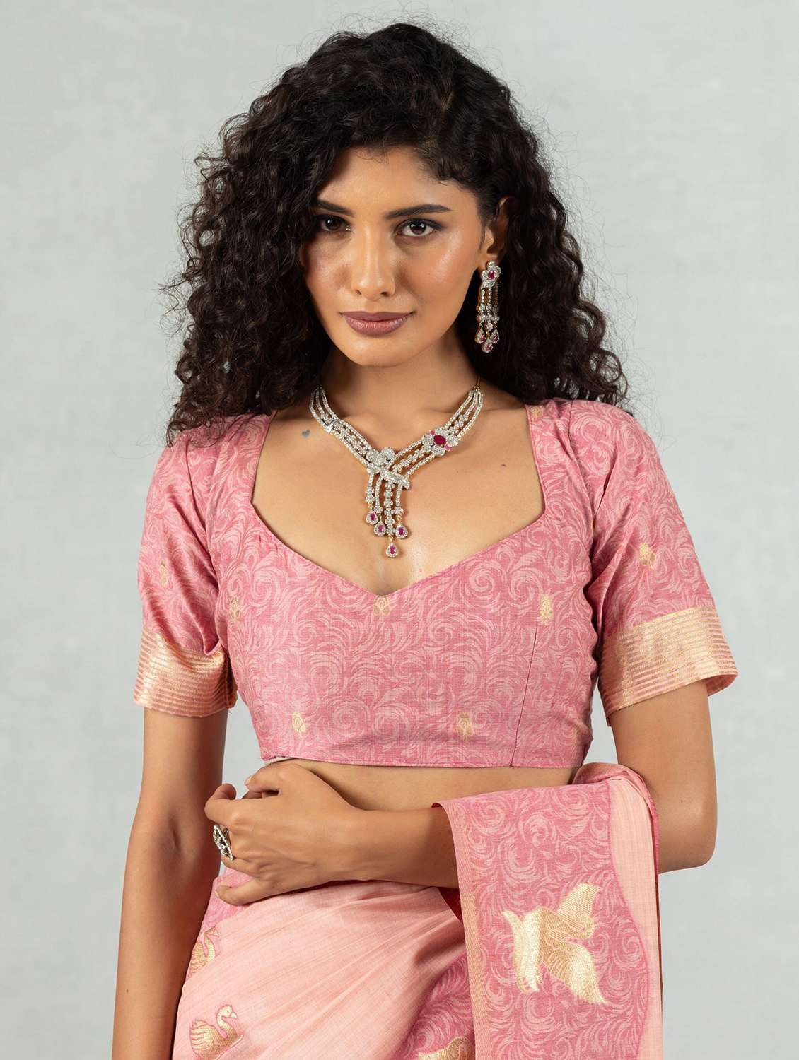 Women Self Design Handloom Saree With Blouse - 22704272 -  Standard Image - 4