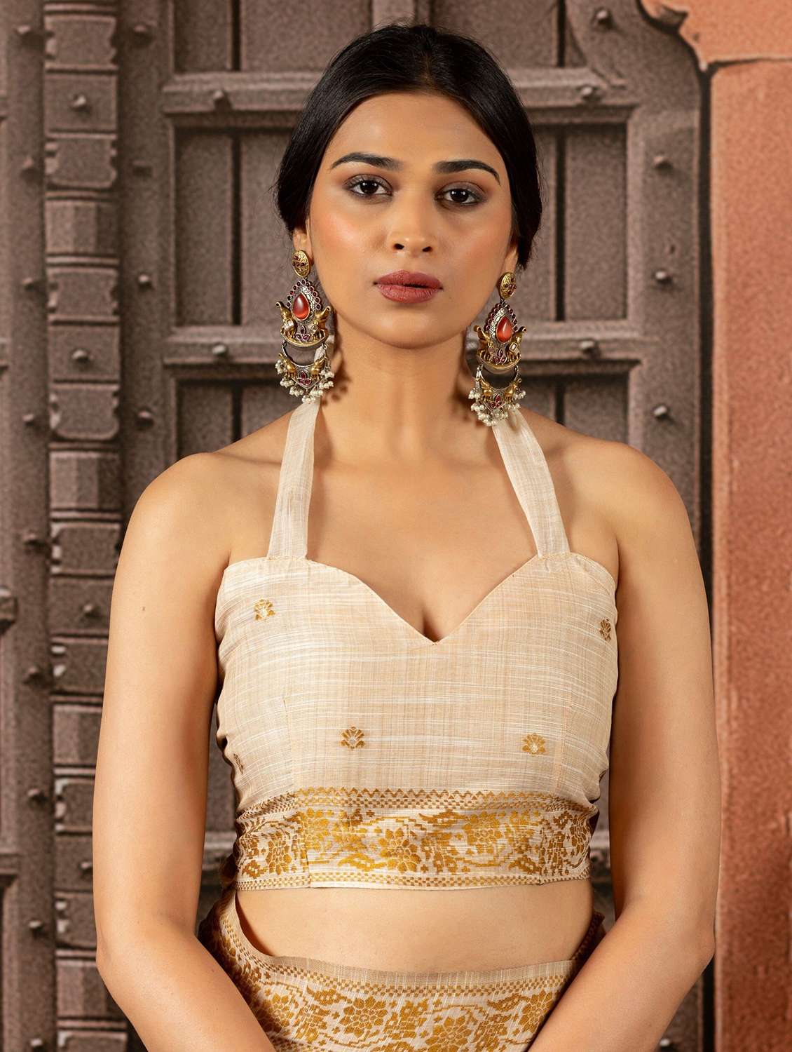 Women Self Design Handloom Saree With Blouse - 22704298 -  Standard Image - 4