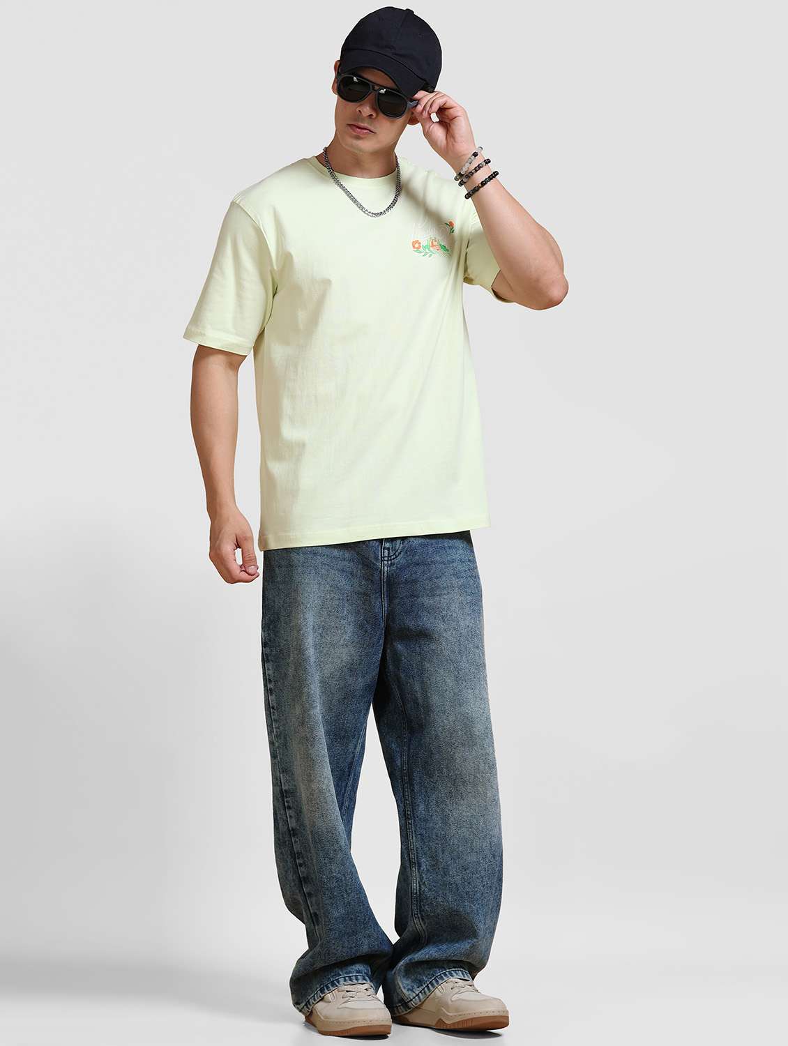 Men Printed Short Sleeve Loose Fit T-shirt - 22704365 -  Standard Image - 4