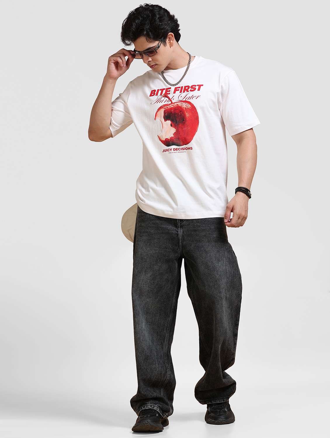 Men Printed Short Sleeve Loose Fit T-shirt - 22704381 -  Standard Image - 4