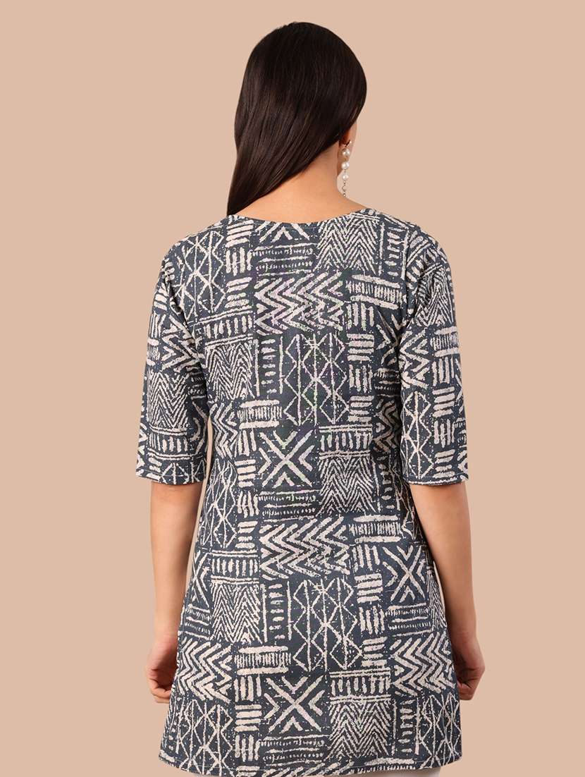 Women Printed Three Quarter Sleeves Straight Kurti - 22704514 -  Standard Image - 4