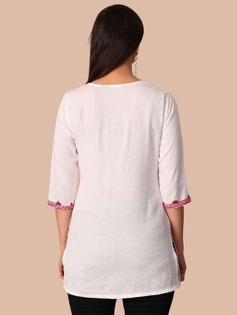 Women Embroidered Three Quarter Sleeves Straight Kurti - 22704596 -  Standard Image - 4