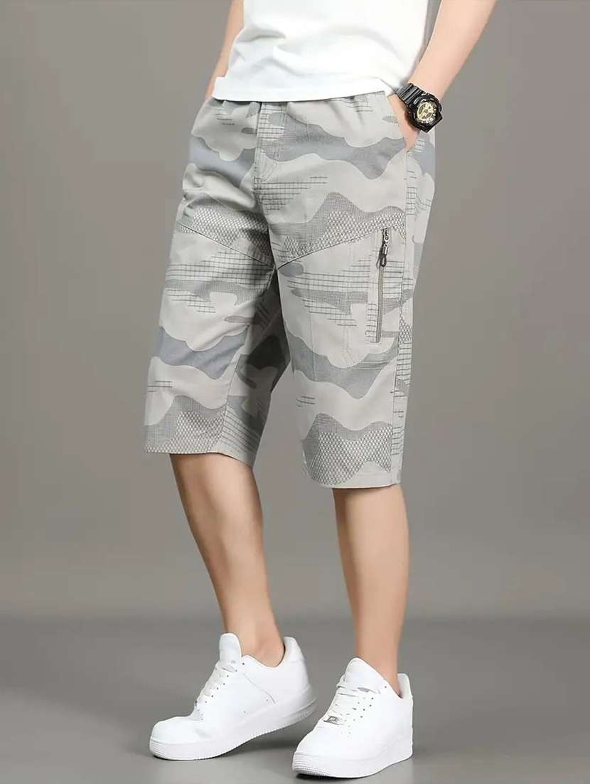 Men Printed Mid Rise Regular Fit Three Fourth Shorts - 22704860 -  Standard Image - 1