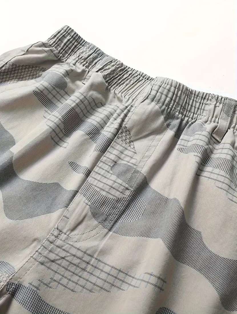Men Printed Mid Rise Regular Fit Three Fourth Shorts - 22704860 -  Standard Image - 4