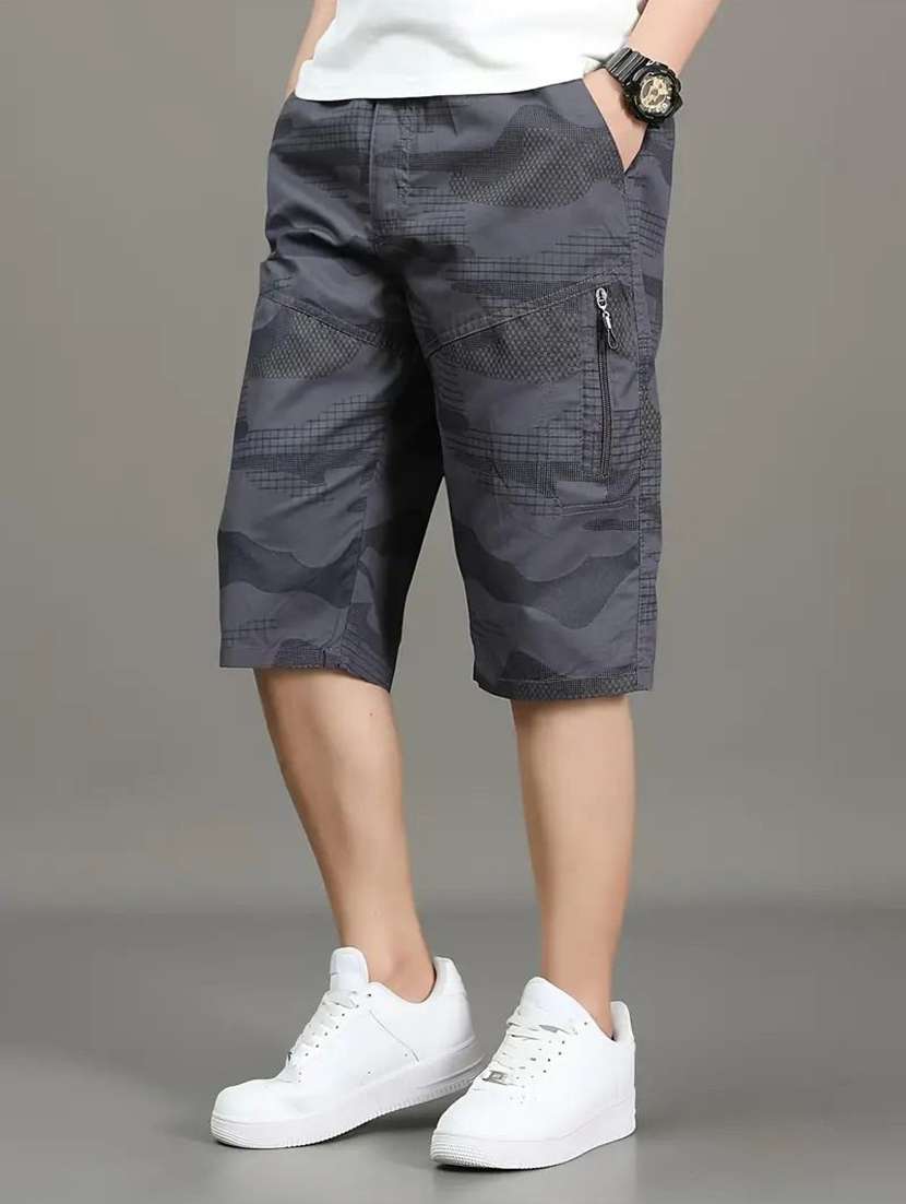 Men Printed Mid Rise Regular Fit Three Fourth Shorts - 22704882 -  Standard Image - 1