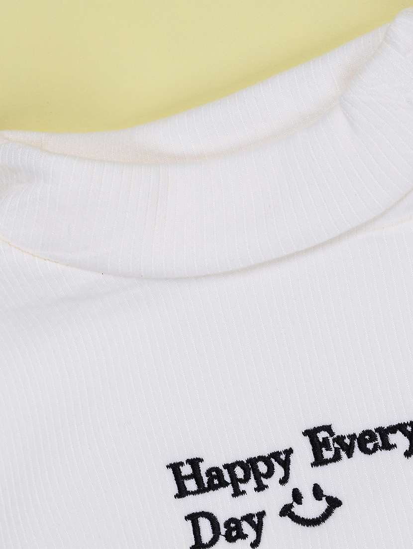 Boys Embroidered Long Sleeves Regular Fit T-shirt - 22706343 -  Standard Image - 4