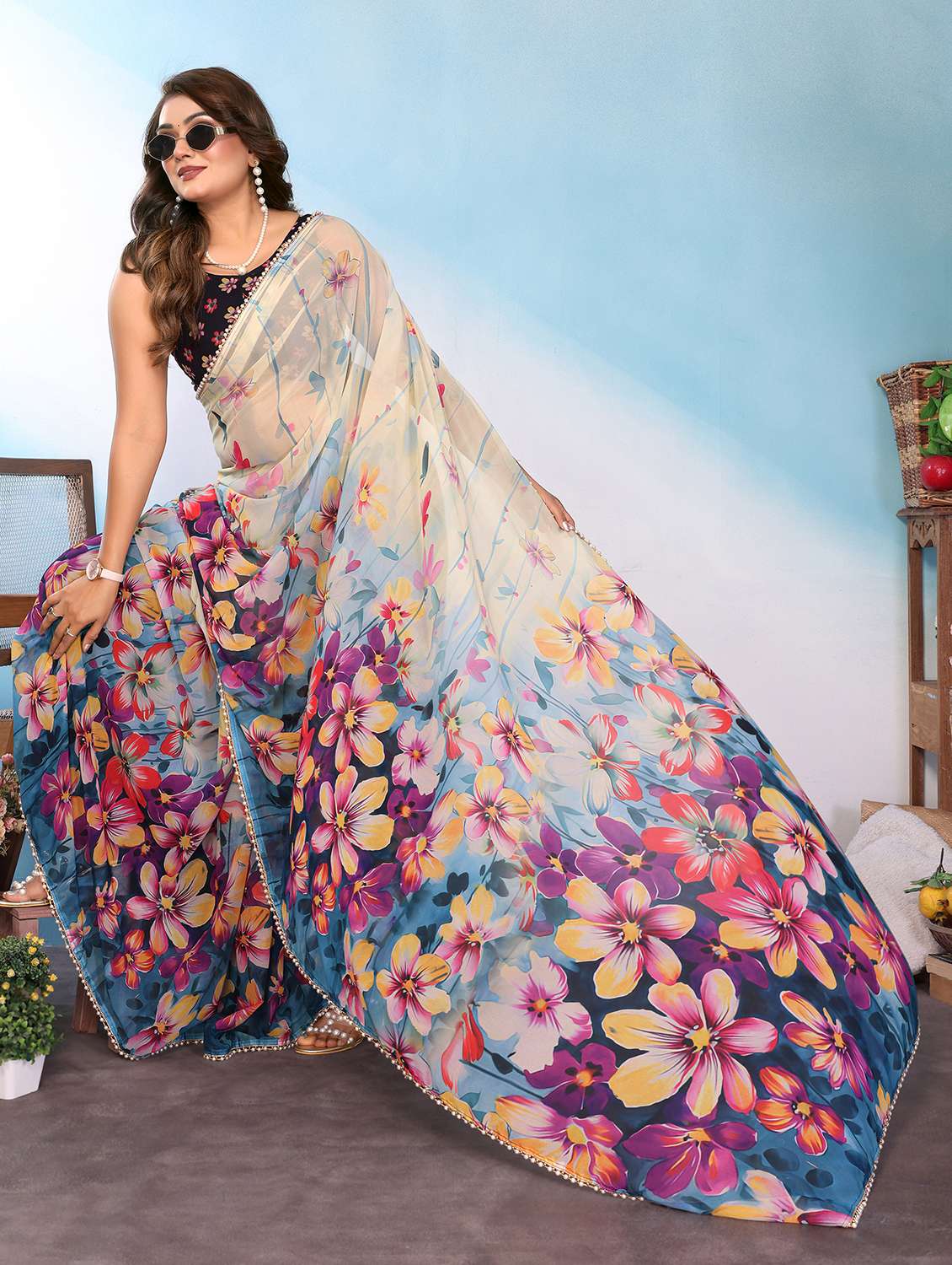 Women Printed Casual Wear Saree With Blouse - 22707305 -  Standard Image - 4