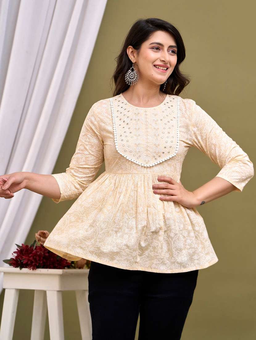 Women Printed Three Quarter Sleeves Flared Kurti - 22719764 -  Standard Image - 4