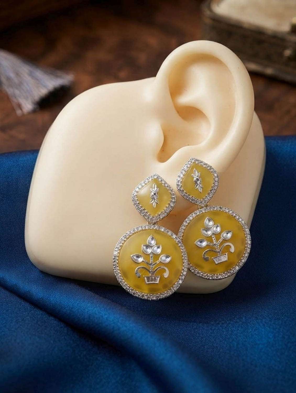 Women Kundan And Stones Drop Earrings - 22719984 -  Standard Image - 1
