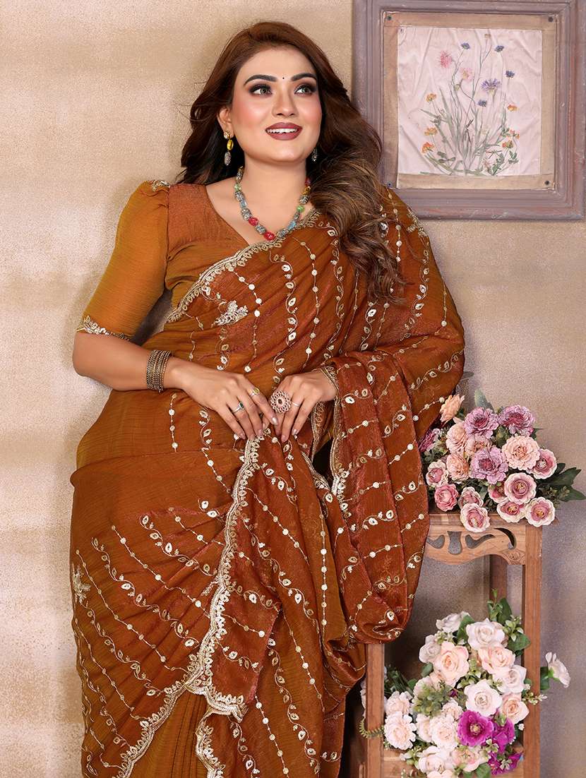 Women Solid With Work Embroidered Saree With Blouse - 22720637 -  Standard Image - 4