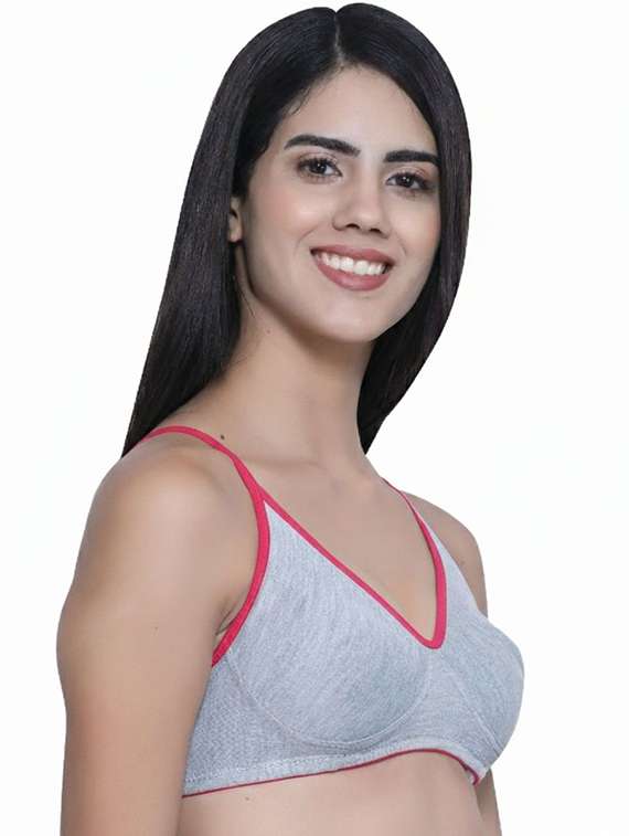 Women Solid Full Coverage Sports Bra - 22721229 -  Standard Image - 1