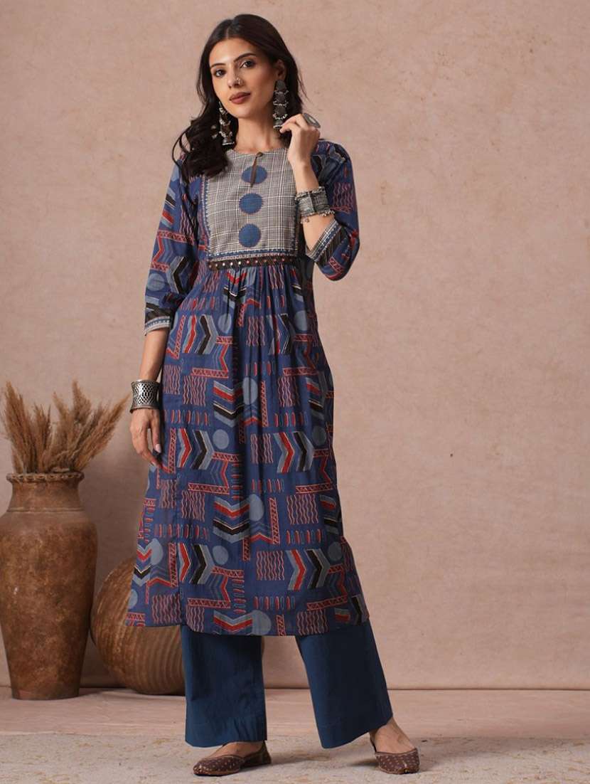Women Solid Mid Rise Straight Pant - 22721712 -  Standard Image - 4