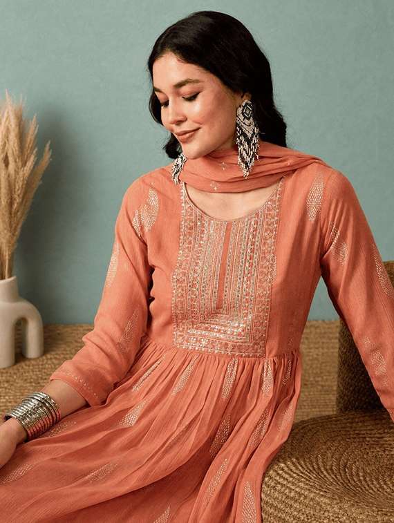 Women Embroidered Three Quarter Sleeves Kurta Pant Set With Dupatta - 22722135 -  Standard Image - 1