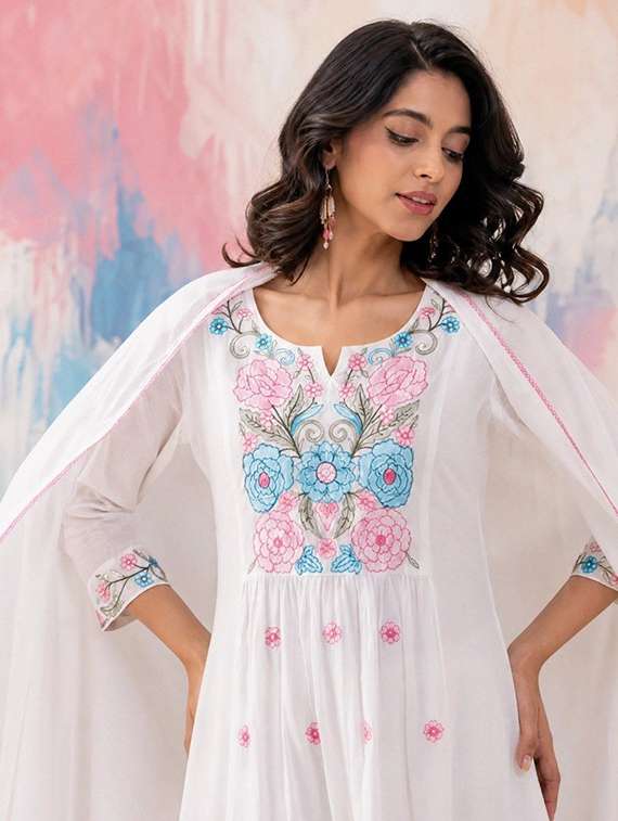 Women Embroidered Three Quarter Sleeves Kurta Pant Set With Dupatta - 22722136 -  Standard Image - 1