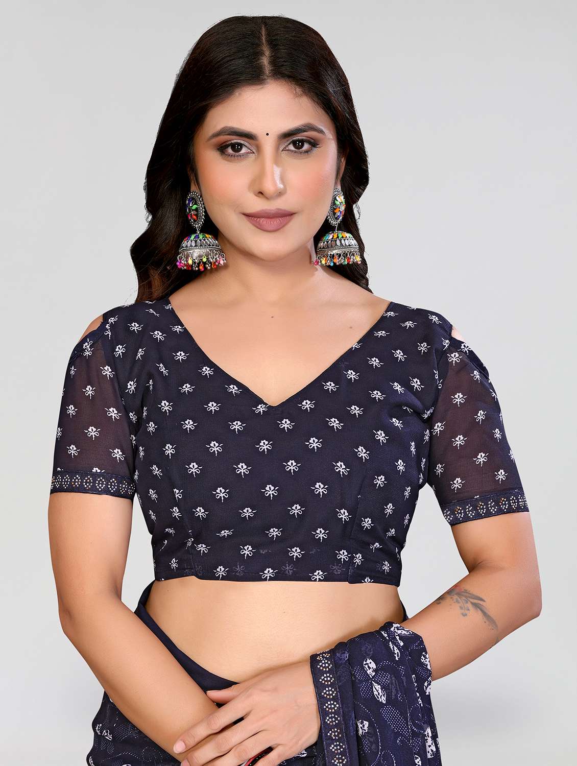 Women Printed Casual Wear Saree With Blouse - 22722799 -  Standard Image - 4