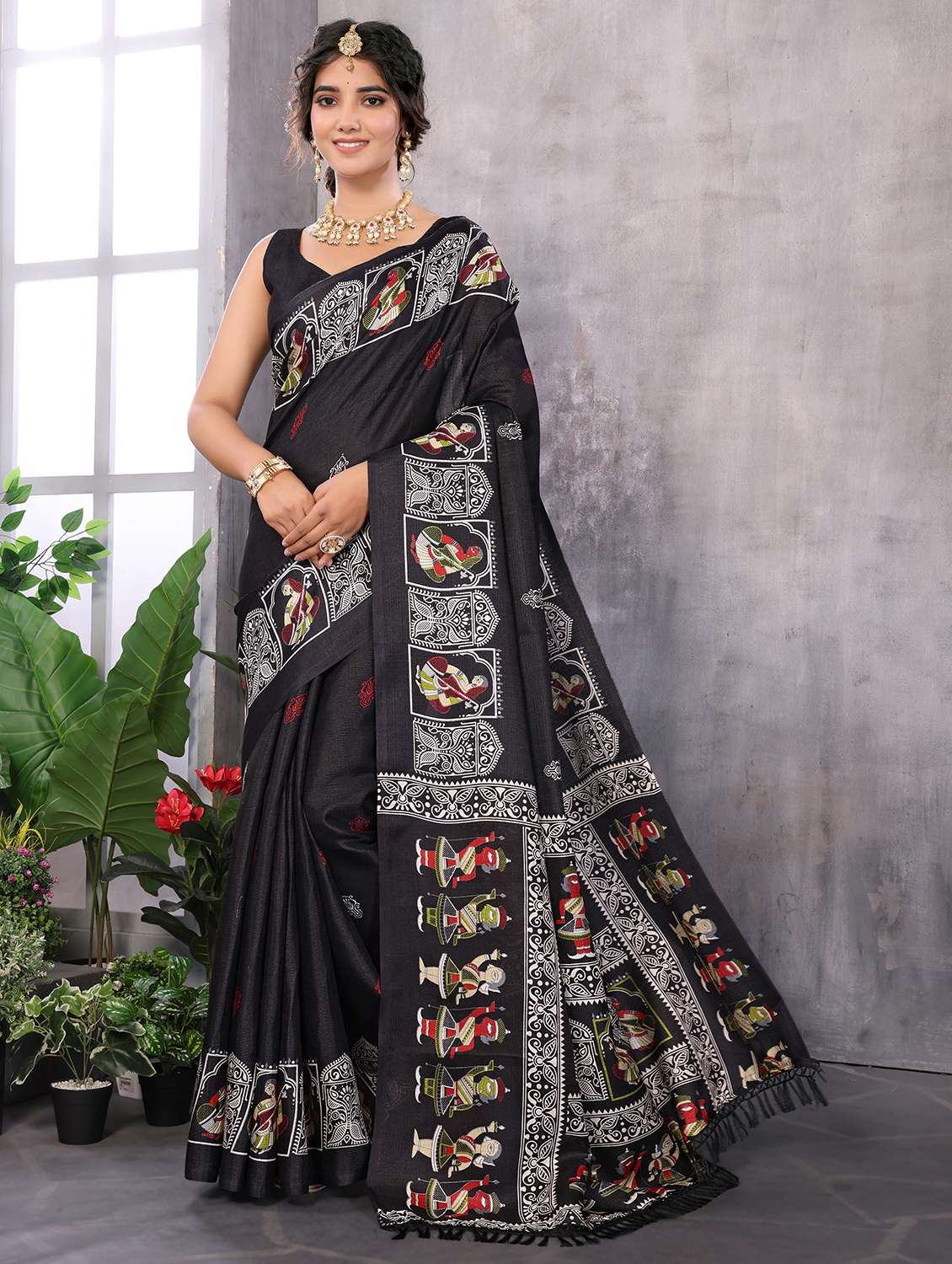 women printed casual wear saree with blouse