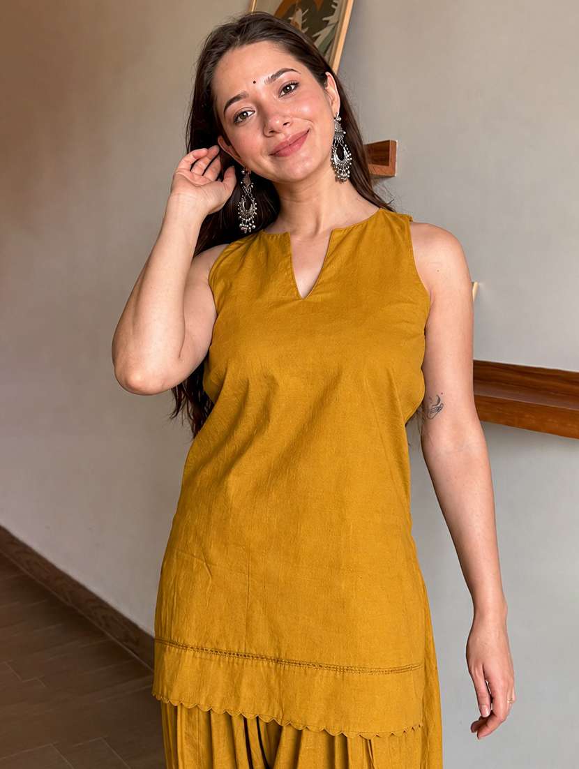 Women Solid Sleeveless Ethnic Co-ord Set - 22723048 -  Standard Image - 1