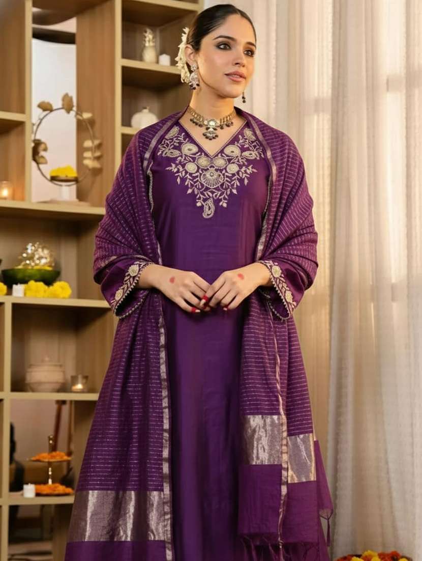 Women Embroidered Three Quarter Sleeves Kurta Pant Set With Dupatta - 22723132 -  Standard Image - 1