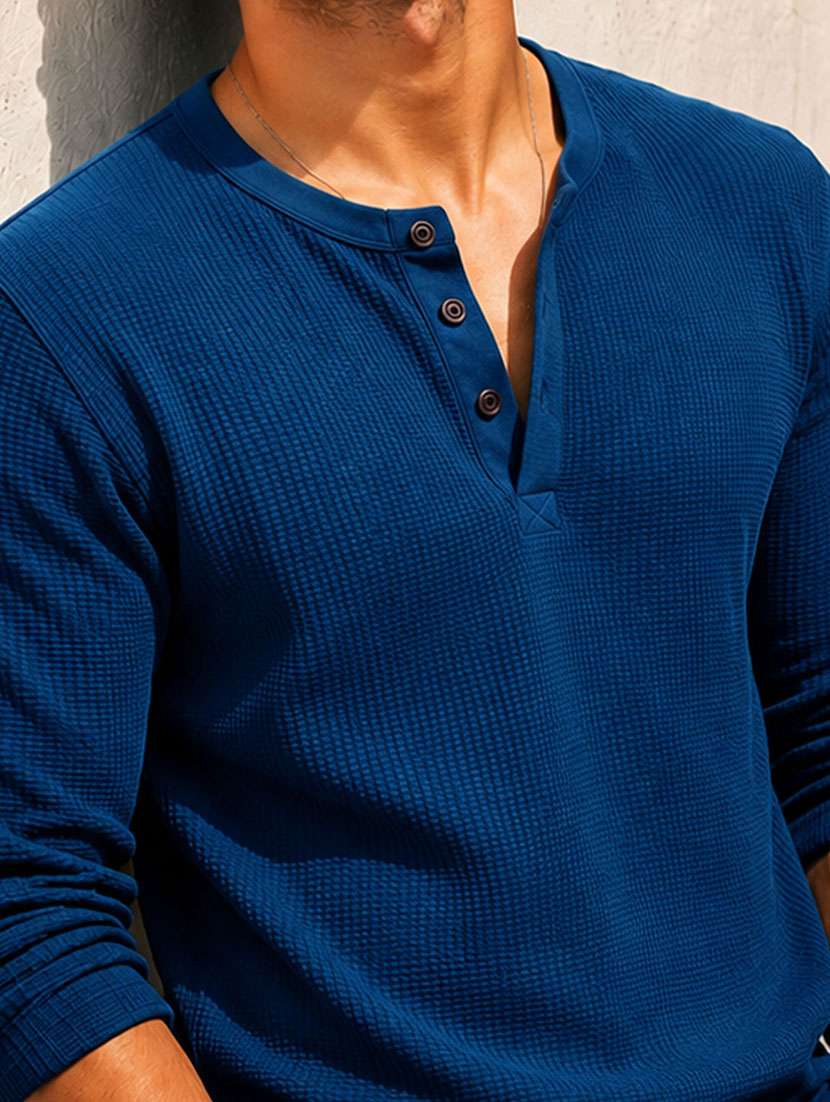 Men Self Design Long Sleeves Regular Fit T-shirt - 22724542 -  Standard Image - 1