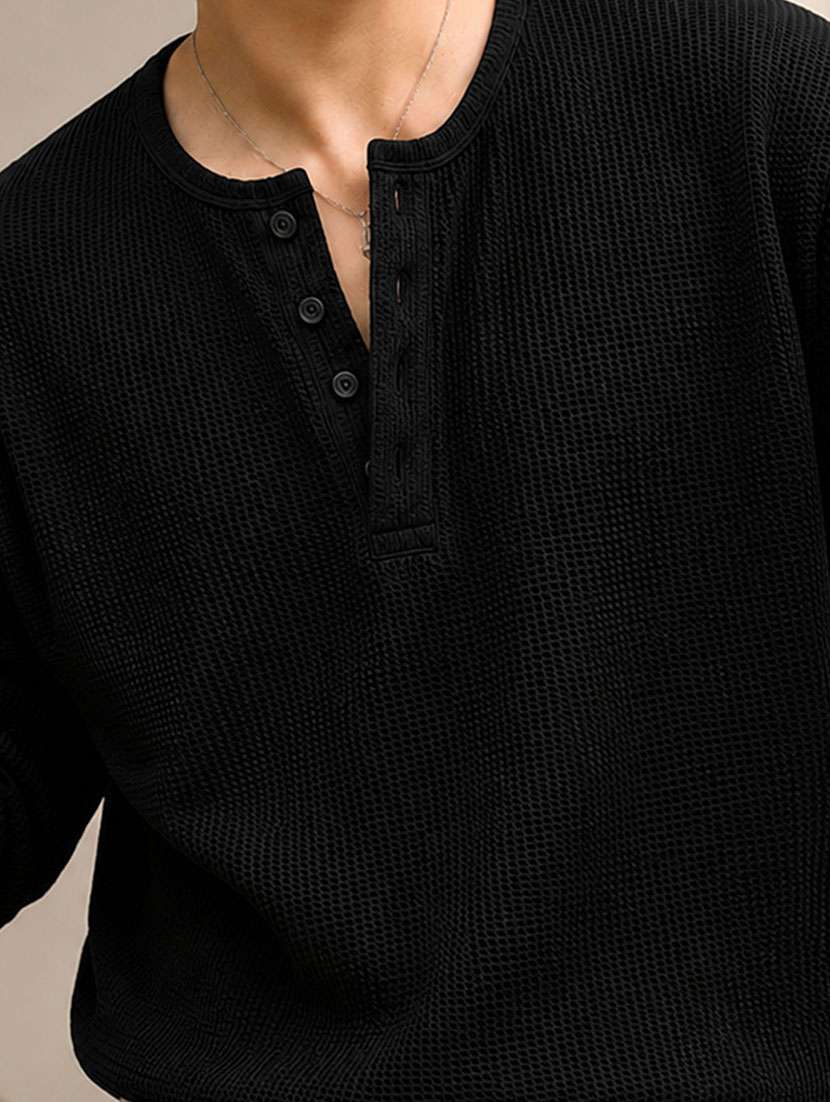 Men Self Design Long Sleeves Regular Fit T-shirt - 22724570 -  Standard Image - 1
