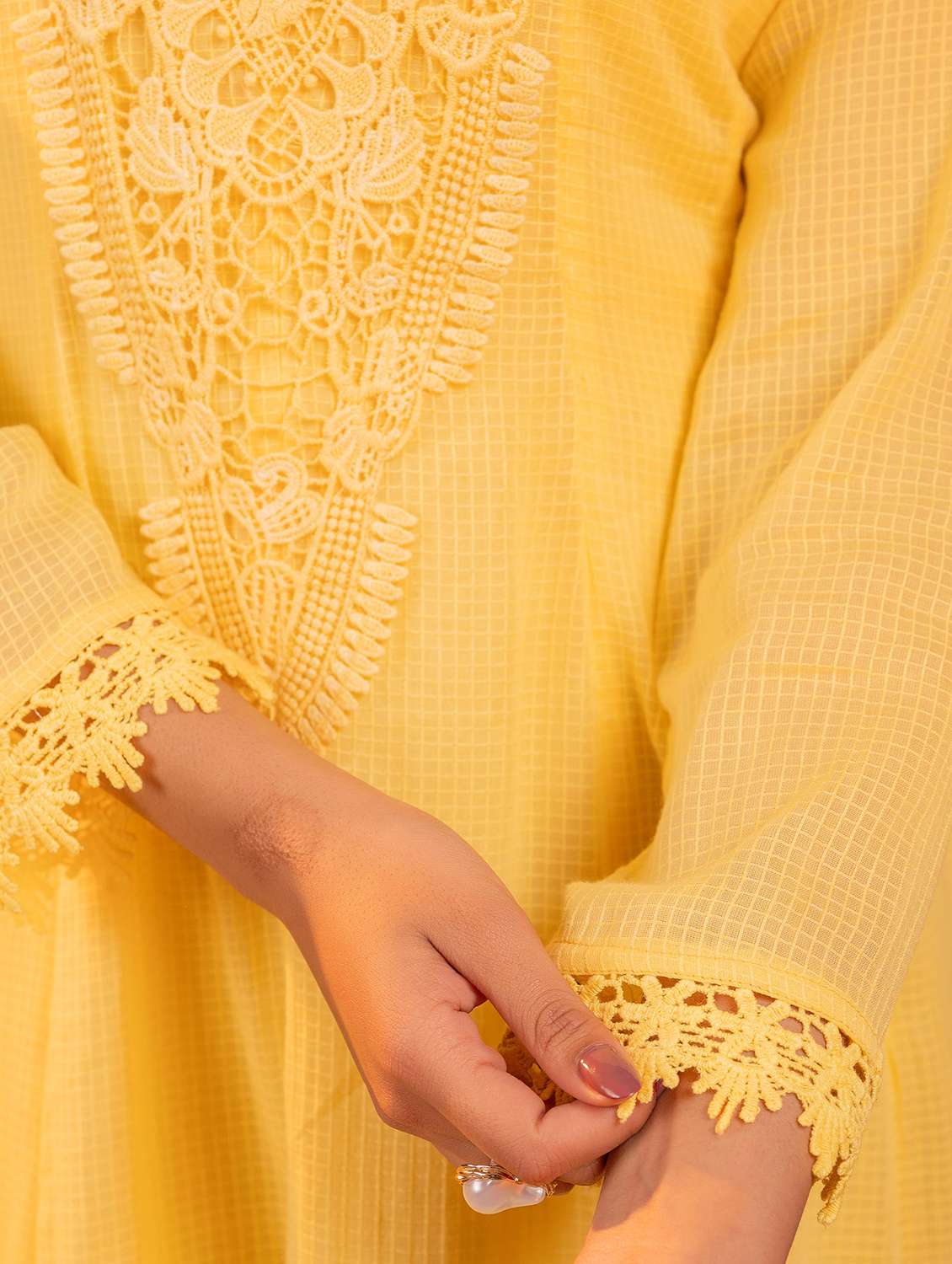 Women Self Design Long Sleeves Anarkali Kurta - 22724854 -  Standard Image - 6