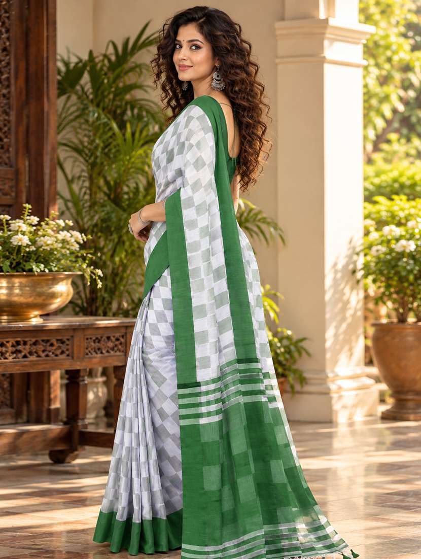 Women Checkered Handloom Saree With Blouse - 22725755 -  Standard Image - 1
