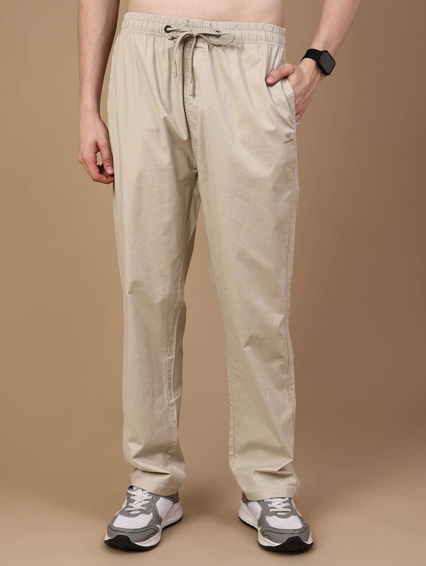 men solid mid rise relaxed fit casual trouser