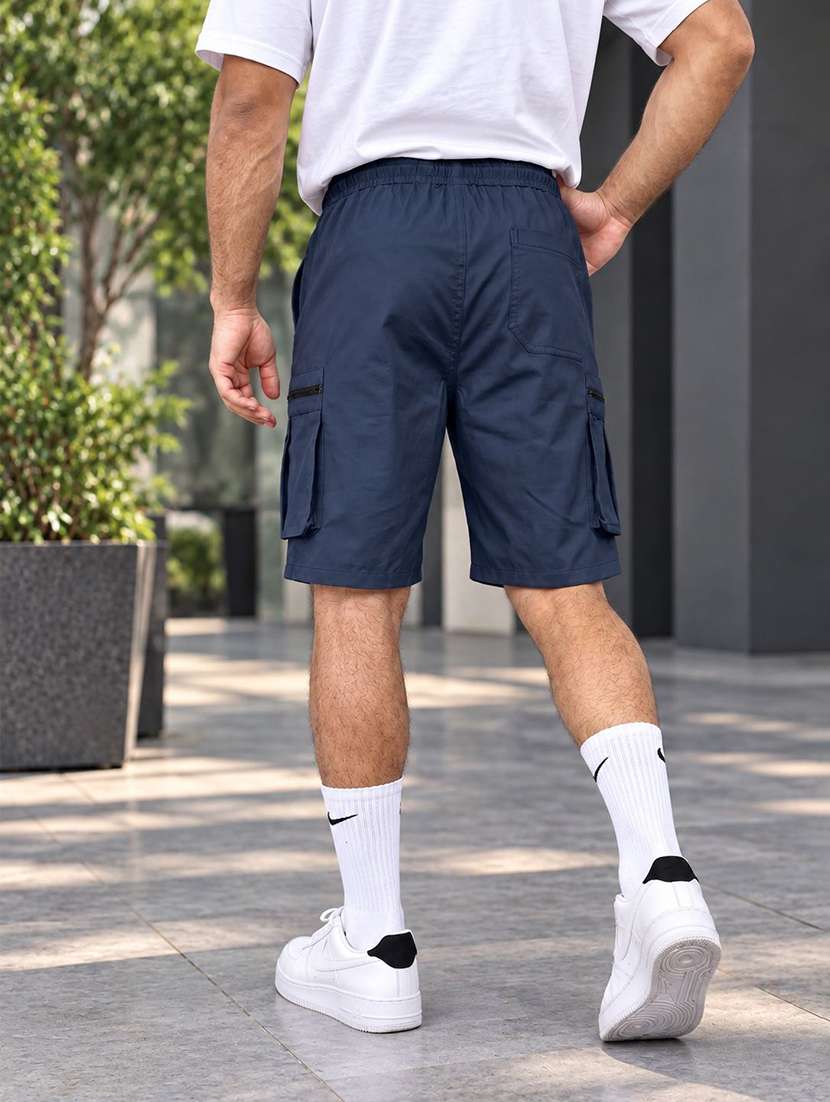 Men Solid Mid Rise Regular Fit Cargo Shorts - 22728609 -  Standard Image - 1