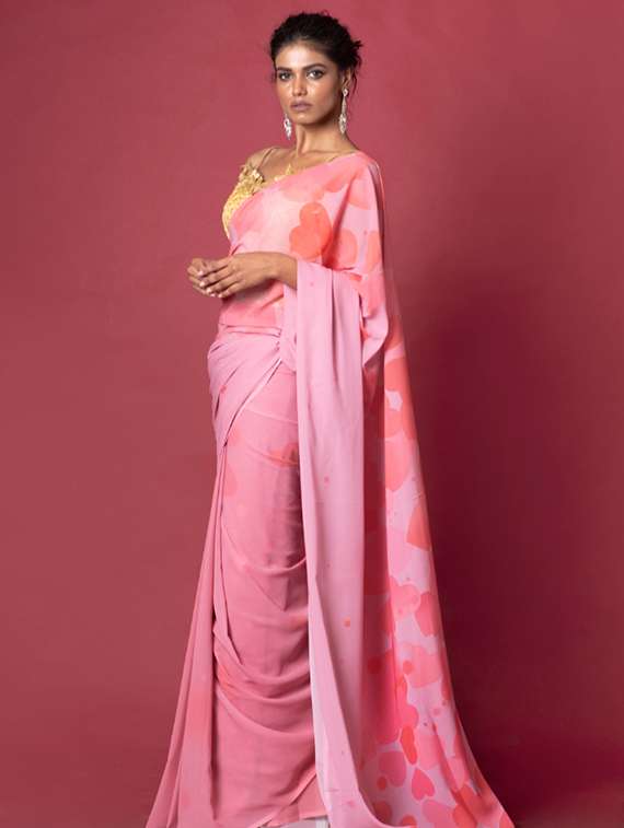 Women Printed Casual Wear Saree With Blouse - 22728871 -  Standard Image - 1