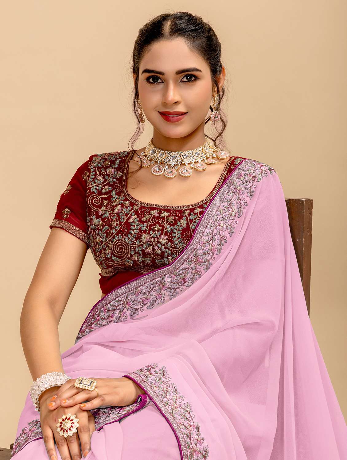Women Solid With Bordered Saree With Blouse - 22729512 -  Standard Image - 1