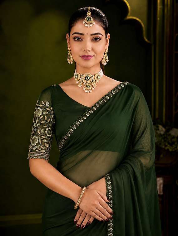 Women Solid With Bordered Saree With Blouse - 22729555 -  Standard Image - 1
