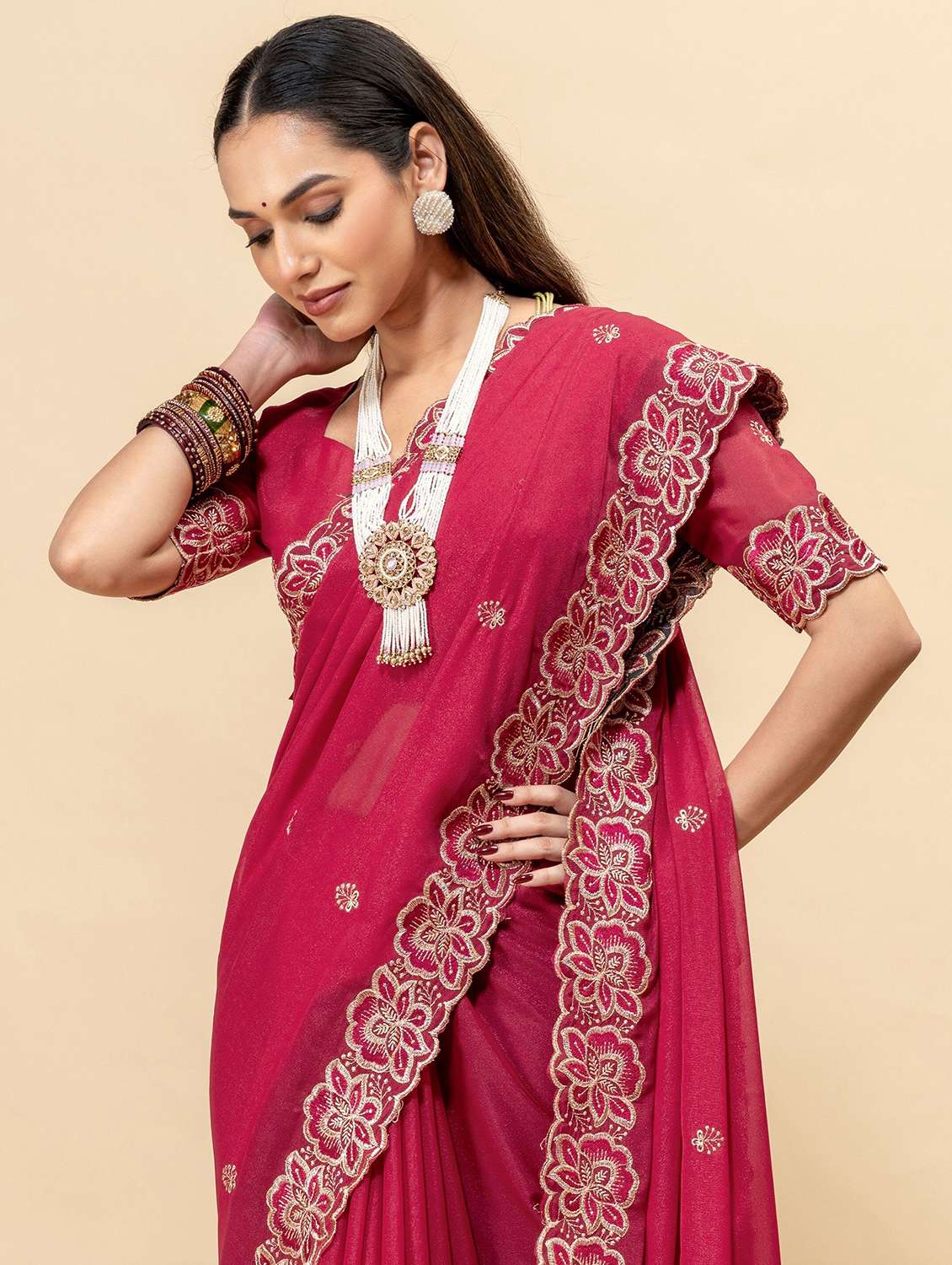 Women Solid With Work Embroidered Saree With Blouse - 22729596 -  Standard Image - 1