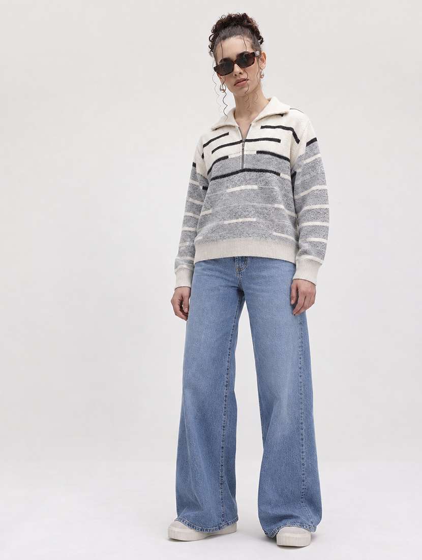 Women Printed Long Sleeves Regular Pullover - 22730702 -  Standard Image - 4