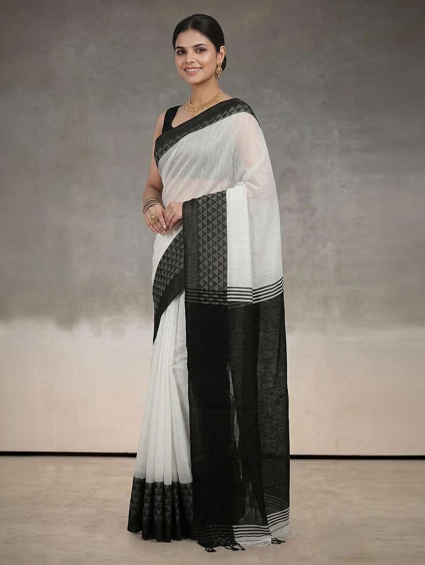 Women Solid With Bordered Handloom Saree With Blouse - 22730931 -  Standard Image - 1