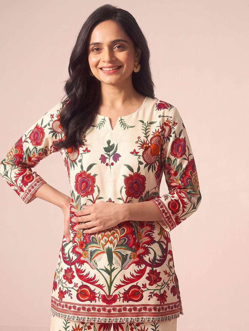 Women Printed Three Quarter Sleeves Ethnic Co-ord Set - 22733490 -  Standard Image - 1