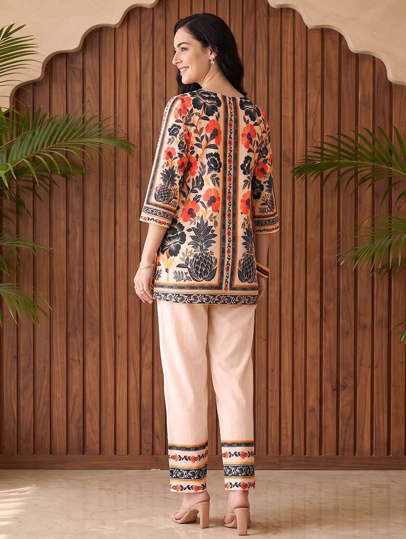 Women Printed Three Quarter Sleeves Ethnic Co-ord Set - 22733491 -  Standard Image - 4