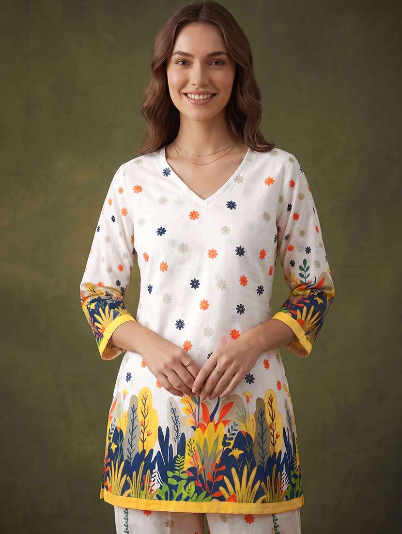 Women Printed Three Quarter Sleeves Ethnic Co-ord Set - 22733493 -  Standard Image - 1