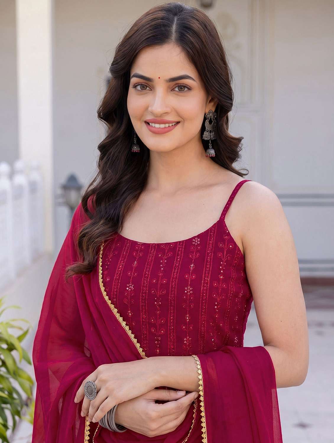 Women Embroidered Sleeveless Kurta Pant With Dupatta Set - 22737511 -  Standard Image - 1