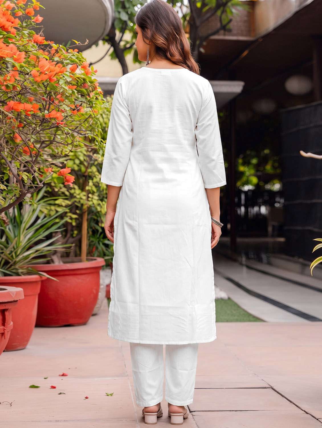 Women Embroidered Three Quarter Sleeves Kurta Pant With Dupatta Set - 22737513 -  Standard Image - 4