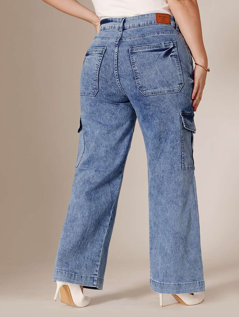 Women Solid High Rise Relaxed Fit Cargo - 22739707 -  Standard Image - 4