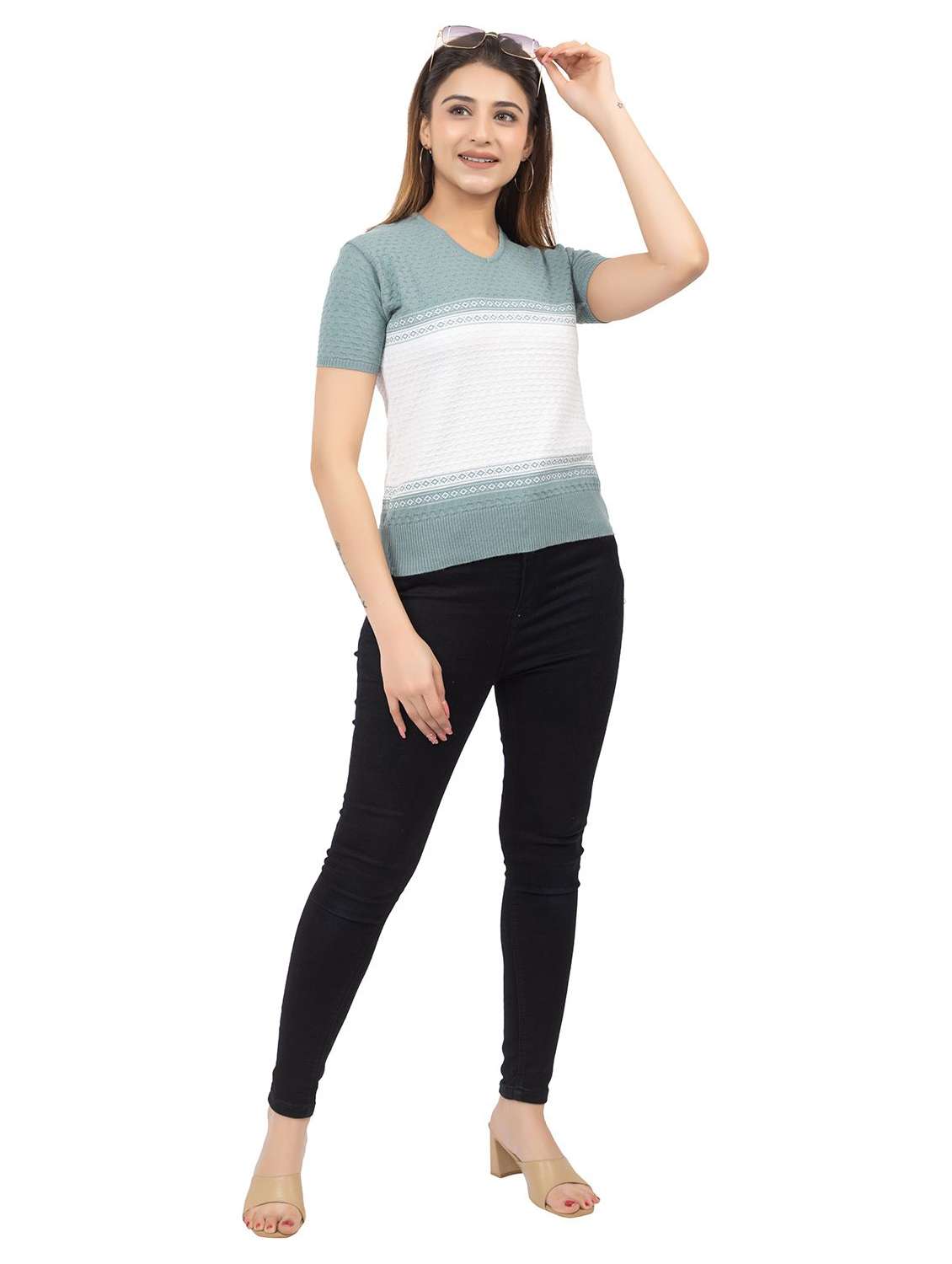 Women Colourblocked Short Sleeves Regular T-shirt - 22740418 -  Standard Image - 4