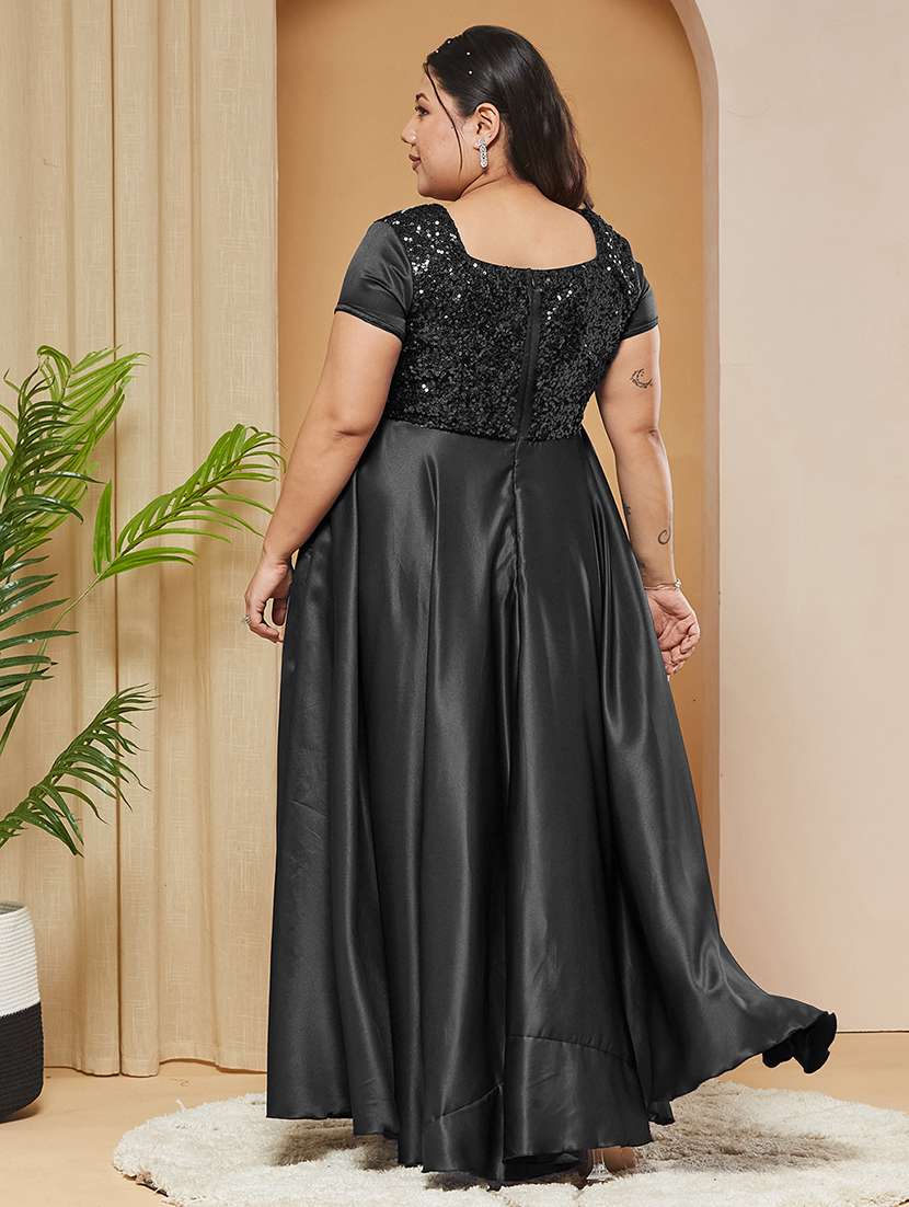 Women Sequined Short Sleeves Fit And Flare Gown - 22740740 -  Standard Image - 4