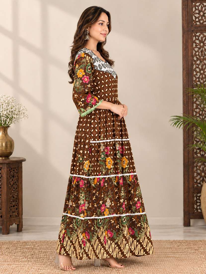 Women Printed Three Quarter Sleeves Nighty - 22741778 -  Standard Image - 1